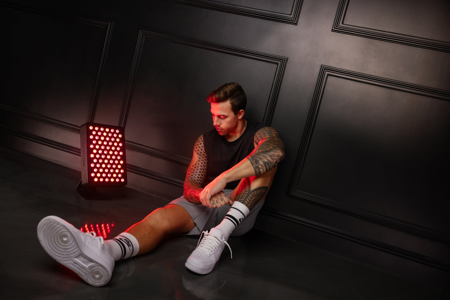 MITO LIGHT® Starter 4.0 – Compact Red & Near-Infrared Light Therapy Device for Pain Relief, Skin Health & Recovery